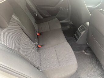 Škoda Octavia 1.6 TDI Ambition - 8