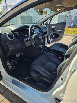 Renault Clio 4 RS - 8