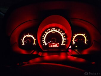 Kia ceed 1.6 crdi 85 Kw - 8