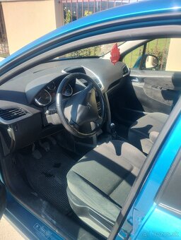 Peugeot 207 1,6hdi - 8