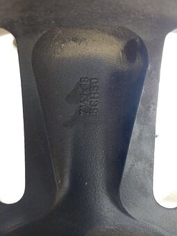 245/45 R18 DOT 2224 - 8