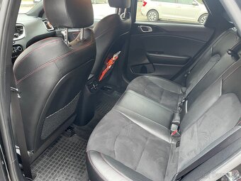 KIA Pro_cee’d Hatchback 150kw Manuál - 8