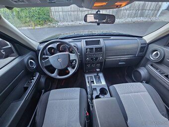 DODGE NITRO 2.8 CRD - 130 kW- 4WD - 8