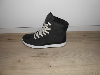 Predam nove moto topanky znacky HELD MARICK WP - 8