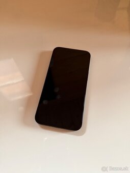 iPhone 13, 128GB Midnight blue - 8