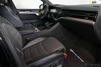 VW Touareg 3.0TDI 210kW R-line Tažné Webasto Pano HUD NightV - 8