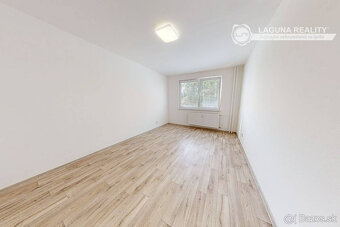 Byt 2+1 s loggiou (56 m2), sídl. Západ I. Sp. Nová Ves - 8
