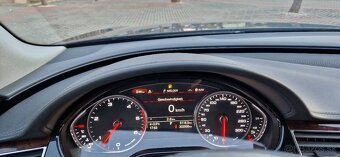AUDI A8 4,2 V8 QUATTRO TIPTRONIC AUTOMAT - 8