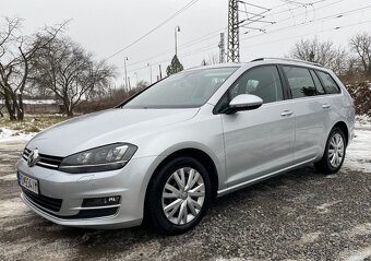 Volkswagen Golf Variant - 8