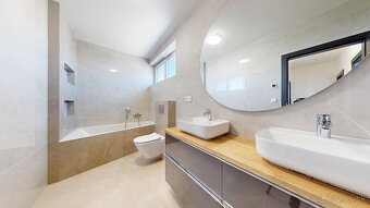 5 izbový čiastočné zariadený rodinný dom, Hviezdoslavov - 8
