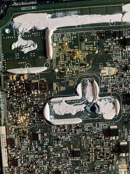 Mazda cx7 2.3 turbo benzín - 8