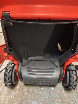 Kosačka Husqvarna LC 348V - 8