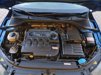 Škoda Octavia Scout 4x4 2,0 TDi DSG bixenon,ťažné, záruka km - 8