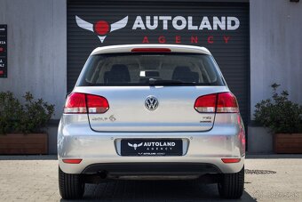 Volkswagen Golf 1.2 TSI BMT Comfortline - 8