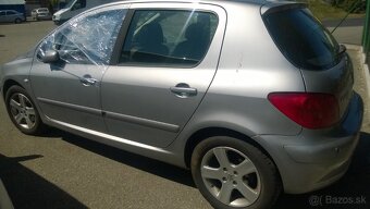 Peugeot 307 - 8