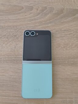 Samsung galaxy z flip6 - 8