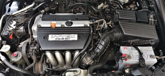 Honda Accord Tourer 2.0 i v-tec 11/2007 - 8