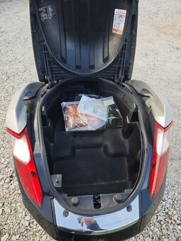 Peugeot Satelis 125 cm3 - 8