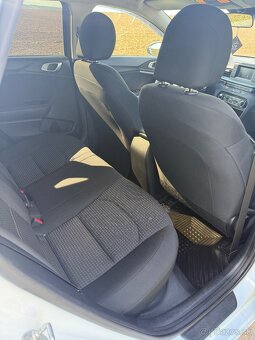 Kia CEED 1.6CRDI 2019 - 8