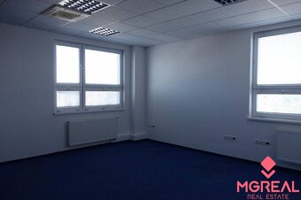 Kancelárske celky aj samostatné kancelárie, 30m2, 40m2, vlas - 8