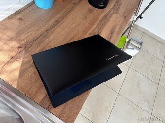 15.6"/Notebook/8GB RAM/4 Jadrá CPU/1TB SSHD/Intel HD 2GB - 8