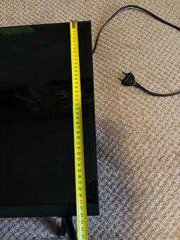 Televízor Hisense - 8