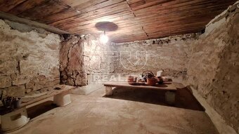 NA PREDAJ UDRŽIAVANÁ REKONŠTRUOVANÁ DREVENICA, LYSÁ POD... - 8