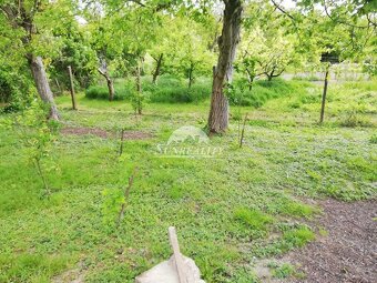 Predám pozemok - Svodín - 8