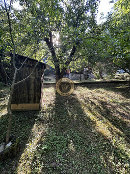 ZNÍŽENÁ CENA Na predaj pozemok s chatkou v Trstíne časť Ras - 8