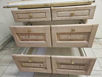 Masívna kuchynská linka z Nemecka so spotrebičmi - 8