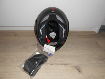 Predam krasnu novu moto prilbu znacky SHARK EVO GT SEAN MAT - 8