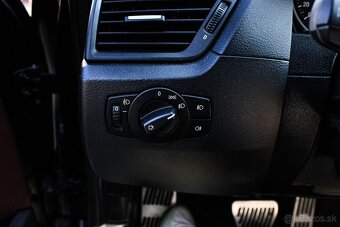 BMW X1 xDrive 23d A/T 150KW - 8