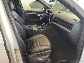 Volkswagen Touareg 3.0 V6 TDI R-LINE BLACK STYLE - 8