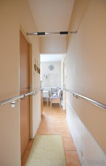 Na predaj príjemný 3 izbový byt Trenčín – Juh,výhľad balkón - 8