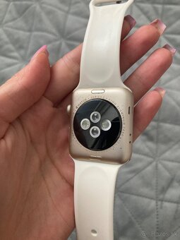 iPhone 12 Pro 128 GB silver + Apple Watch series 2 - 8