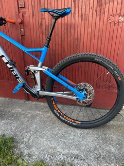 Predam celoodpružený karbonový bicykel Cube Stereo 150 - 8