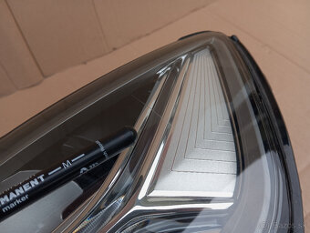 Predám predné ľavé svetlo Audi A6 C7 Facelift 🔥 - 8