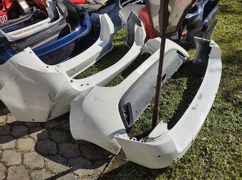 Toyota - nárazník predný / nárazník zadný - 8