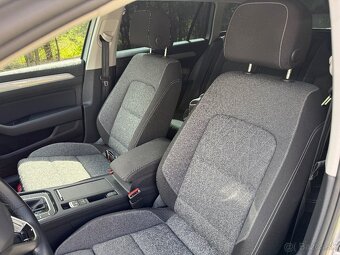 Volkswagen Passat - 8