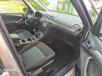 Ford Galaxy 2.0 - 8