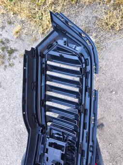 Škoda Octavia 4 RS maska chladiča čierny rám 5E4 - 8