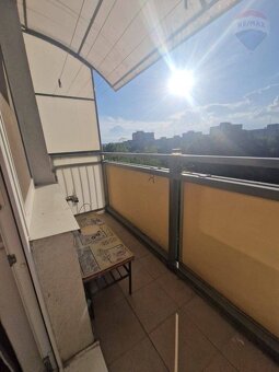 Prenájom 2,5 - izbového zariadeného bytu s balkónom Chrenová - 8