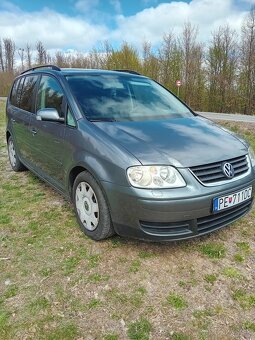 Volkswagen Touran 1.9 TDI 77Kw - 8