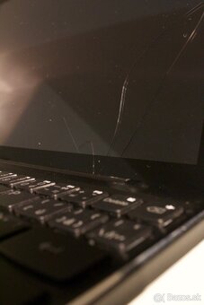 Predám Tablet/Notebook Lenovo - 8