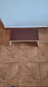 Predam vešiaky,stoličky,šamlík,ventilátor,fén ROWENTA - 8