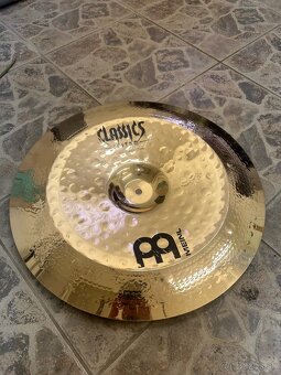 Meinl činely - 8