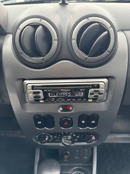 Dacia Duster 1.6 16V 4x2 AKONTACIA OD 0% - 8