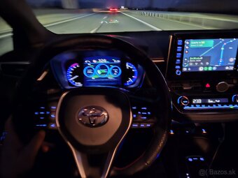 Toyota corolla 1,8 hybrid TS kombi GR - 8