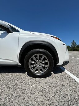 Lexus NX 300h Confort vybava rv 2016 4x4/ Vymena za lexus - 8