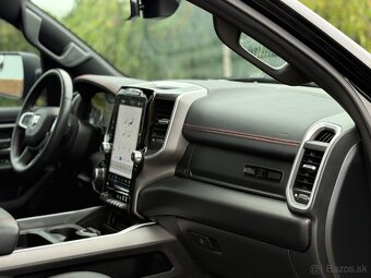 DODGE RAM 1500 5,7 HEMI BLACK WIDOW odpočet DPH - 8
